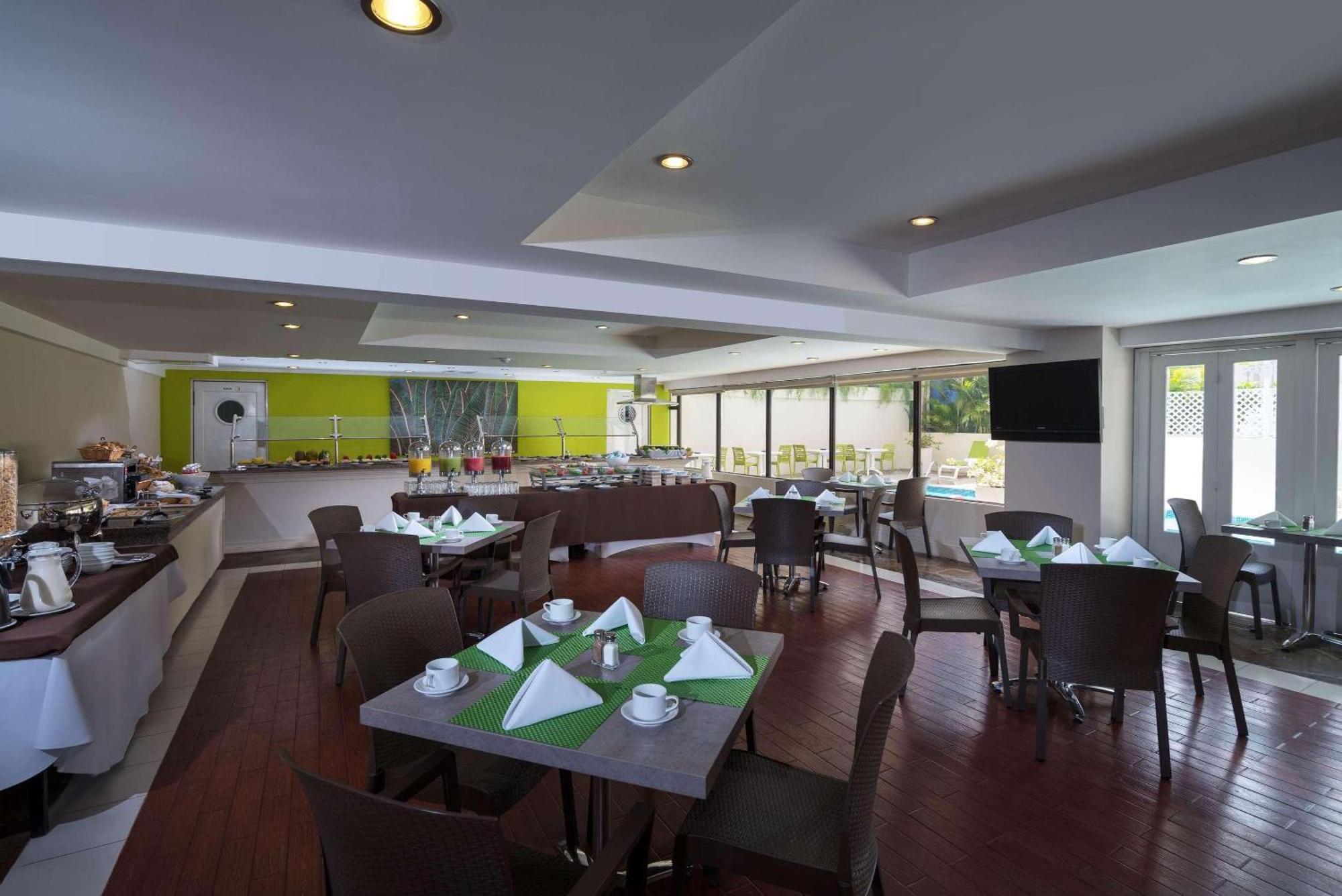 Radisson Hotel Santo Domingo Kültér fotó